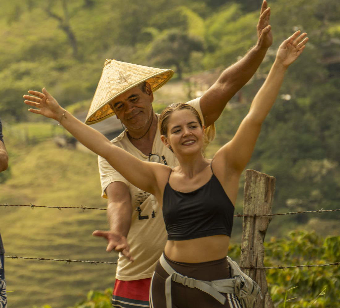 De Caminata Por La Vereda La Matica Girardota-Antioquia